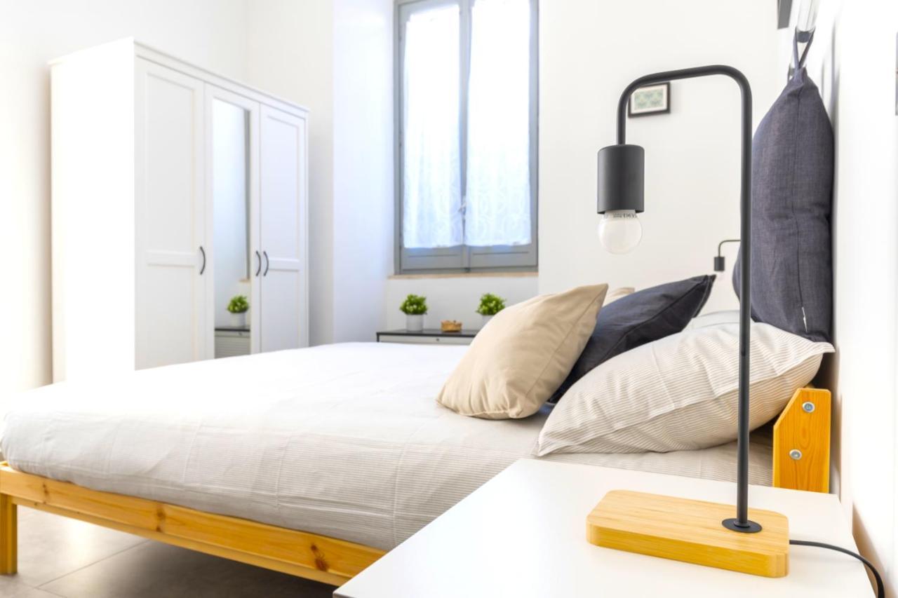 Hostly - Nicole Apartment Volturno- Full Rome Center ภายนอก รูปภาพ